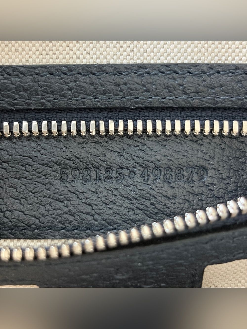 Gucci GG Supreme Canvas Shoulder Bag — Beige/Blue/Red, Silver Hardware Authentic - Picture 11 of 16